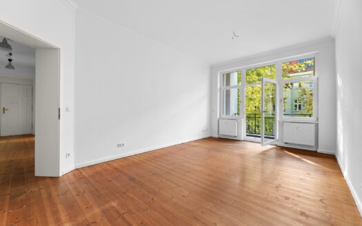 Zwei Zimmer mit Balkon und Aufzug in absoluter Toplage